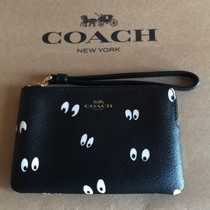 Disney X Coach Corner Wristlet Snow White Eyes